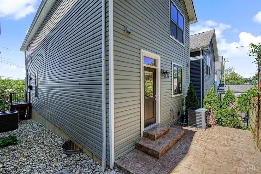 217 S Second St Loveland, OH 45140
