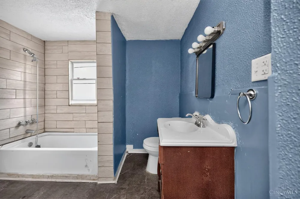 417 Delaware Avenue Dayton, OH 45405