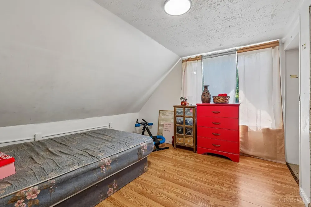 1875 Knox Street Cincinnati, OH 45214