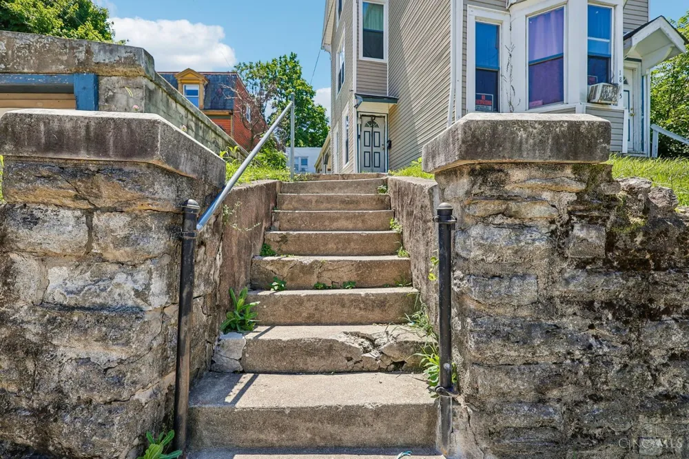 1875 Knox Street Cincinnati, OH 45214