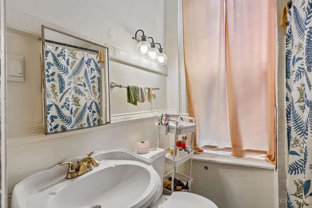1875 Knox Street Cincinnati, OH 45214