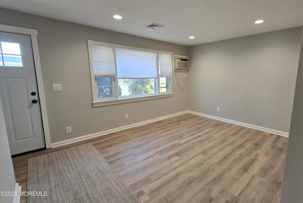 554 Lillie Road Toms River, NJ 08753