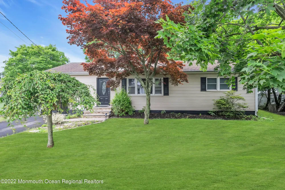 224 Cedar Street Oakhurst, NJ 07755