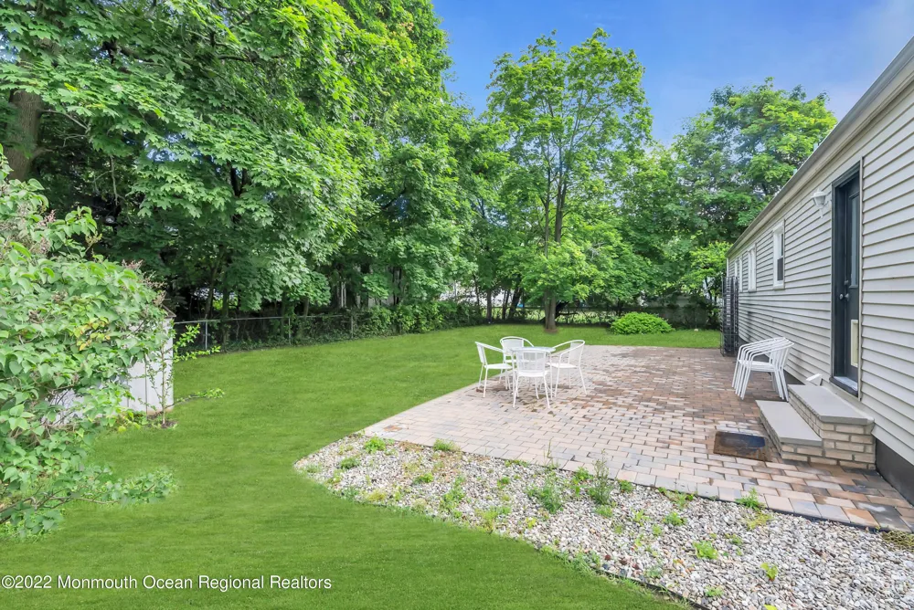 224 Cedar Street Oakhurst, NJ 07755