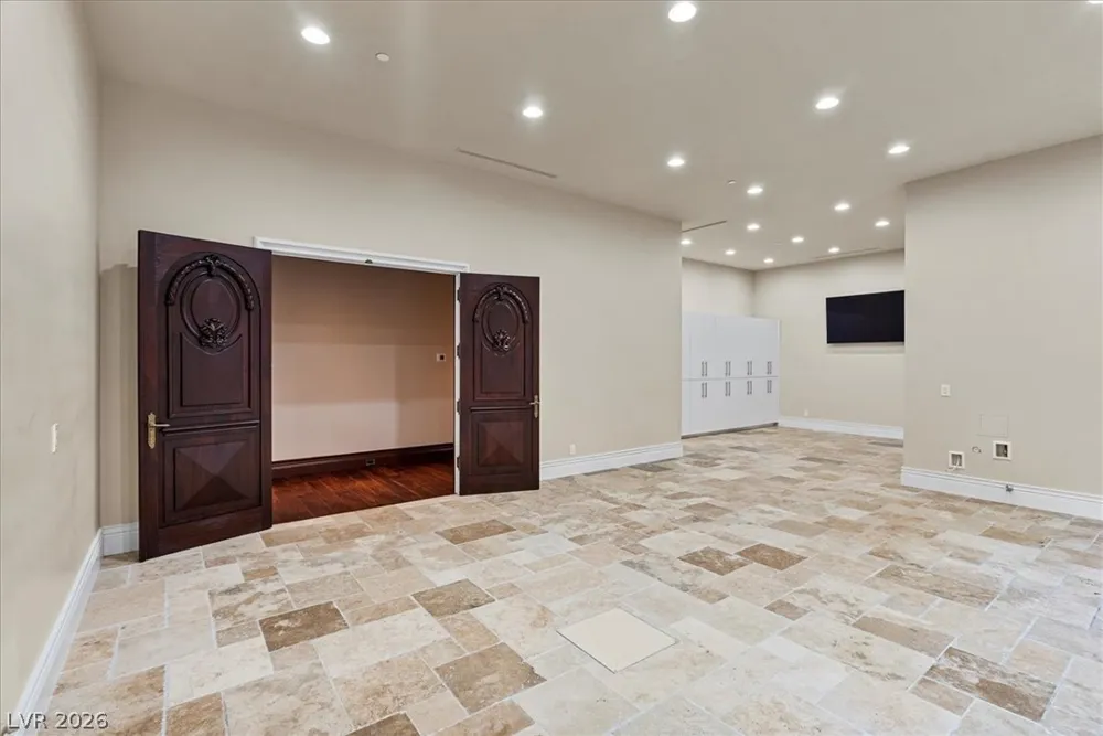 19 Eagles Landing Lane Las Vegas, NV 89141