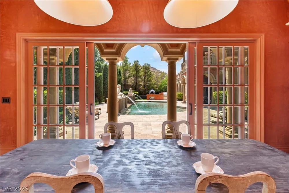 19 Eagles Landing Lane Las Vegas, NV 89141