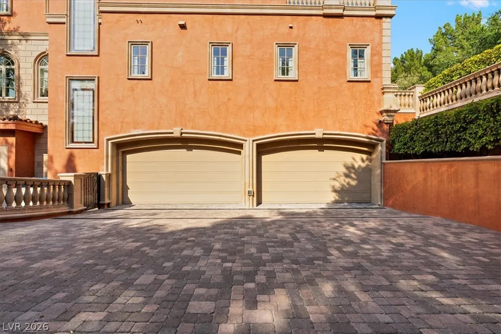19 Eagles Landing Lane Las Vegas, NV 89141