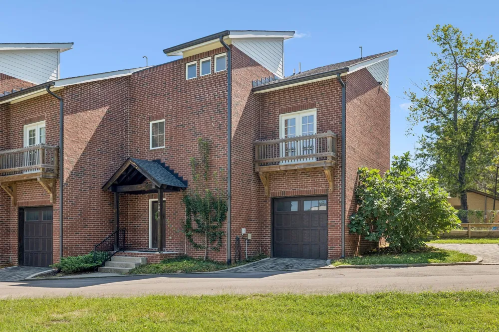 1209 Hawkins St #4 Nashville, TN 37203