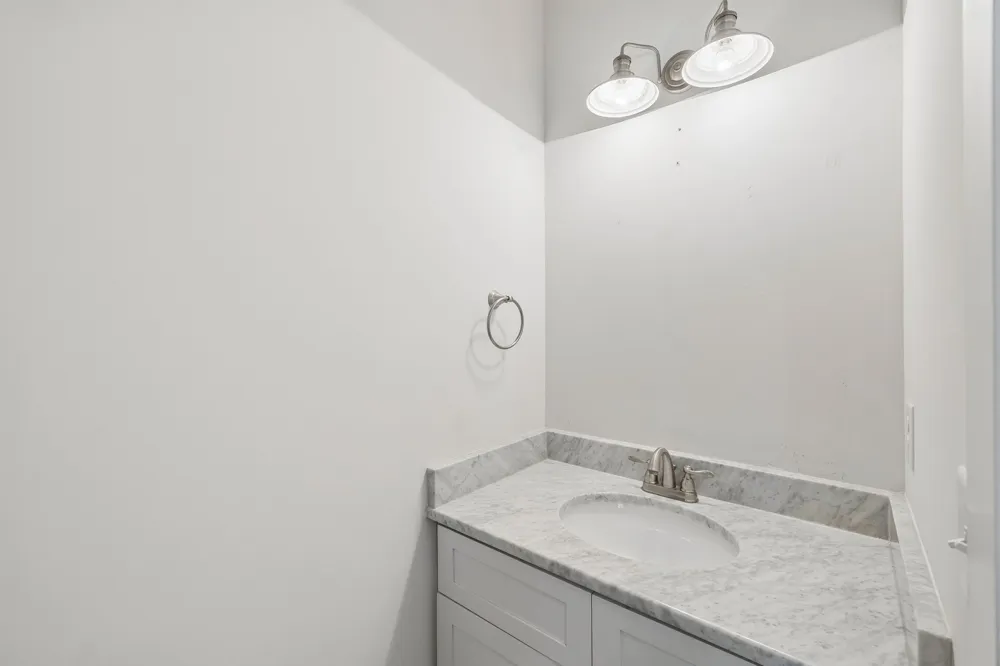 1209 Hawkins St #4 Nashville, TN 37203