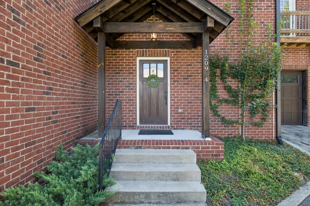 1209 Hawkins St #4 Nashville, TN 37203