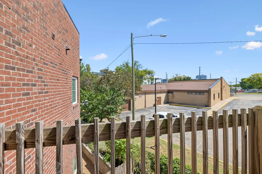 1209 Hawkins St #4 Nashville, TN 37203