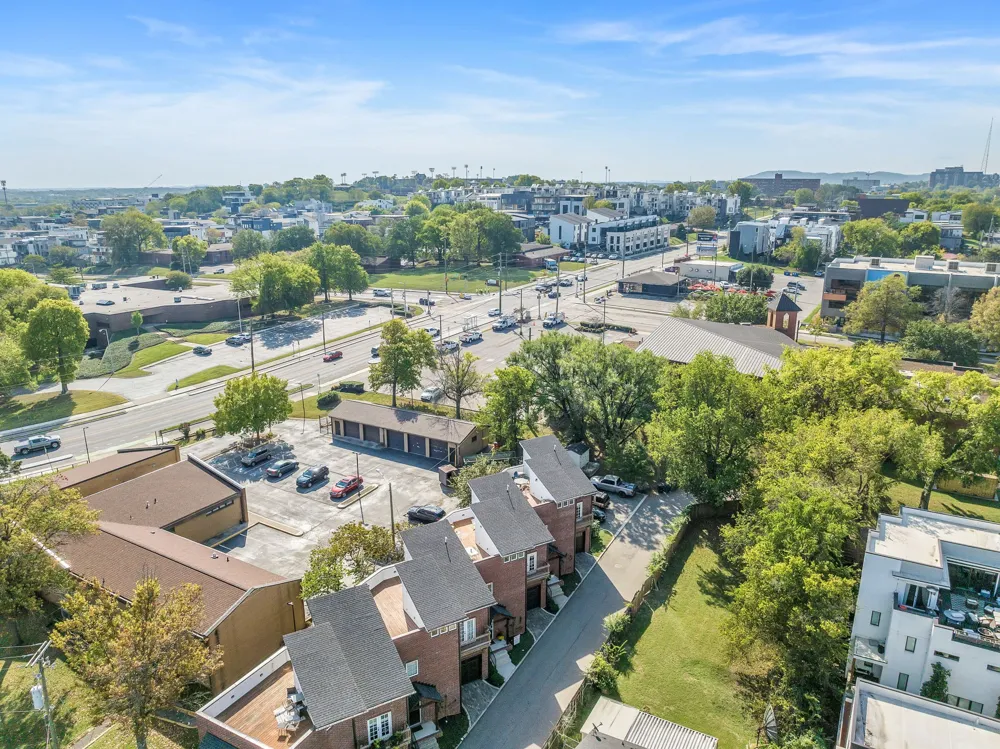 1209 Hawkins St #4 Nashville, TN 37203
