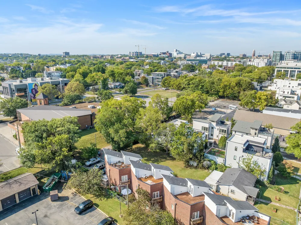 1209 Hawkins St #4 Nashville, TN 37203