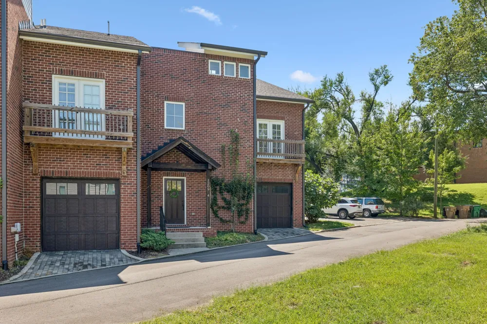 1209 Hawkins St #4 Nashville, TN 37203