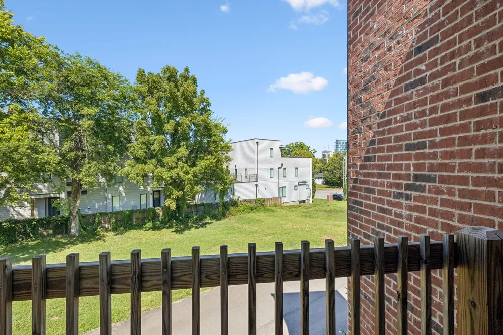 1209 Hawkins St #4 Nashville, TN 37203