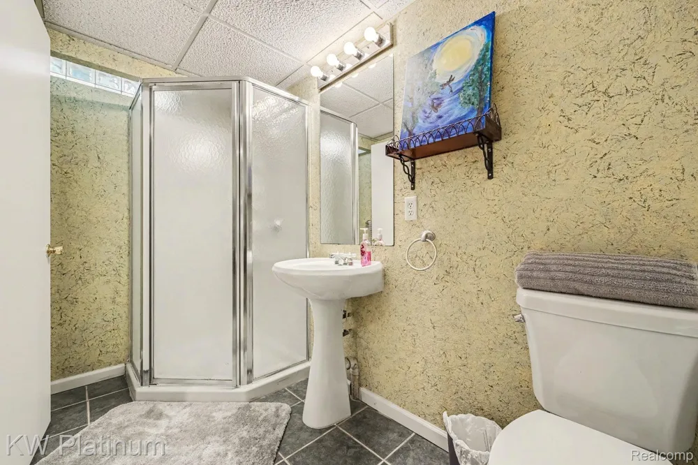 52824 Mary Martin Drive Chesterfield Township, MI 48051