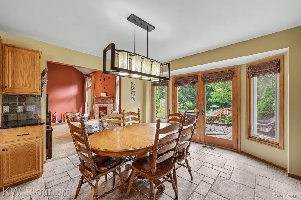 52824 Mary Martin Drive Chesterfield Township, MI 48051