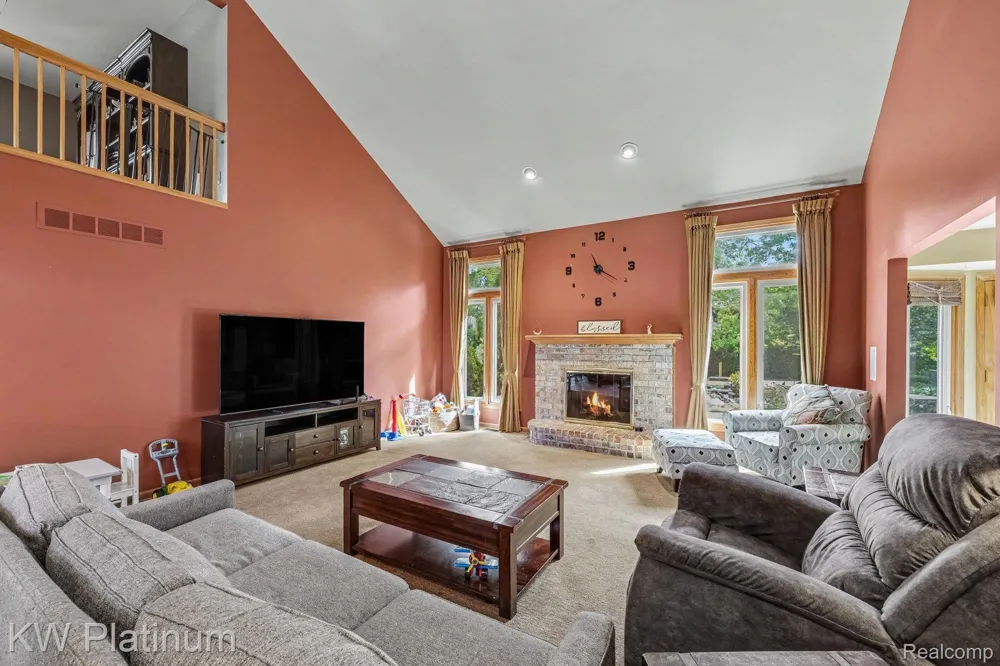 52824 Mary Martin Drive Chesterfield Township, MI 48051