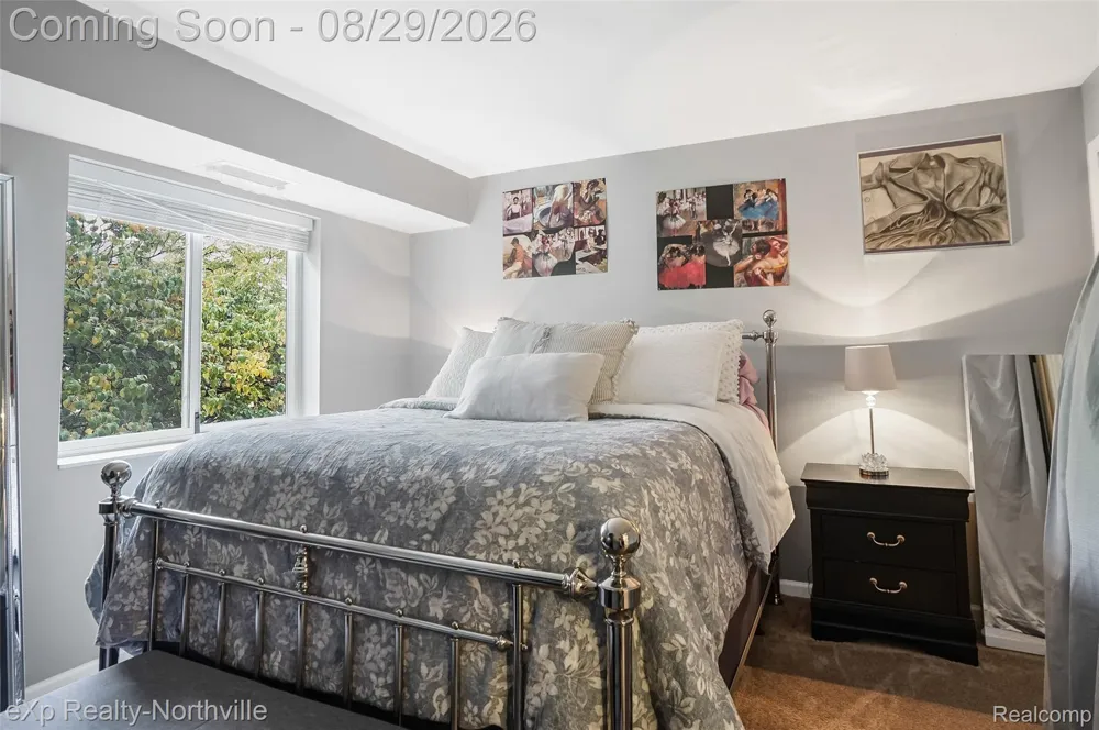 770 Deer Street #204 Plymouth City, MI 48170