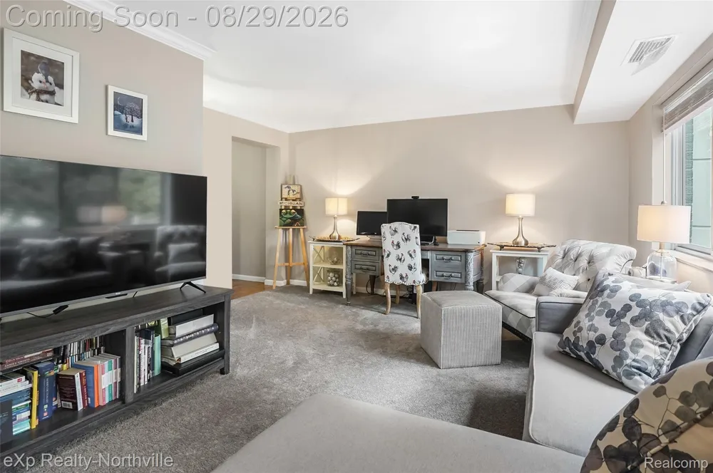 770 Deer Street #204 Plymouth City, MI 48170