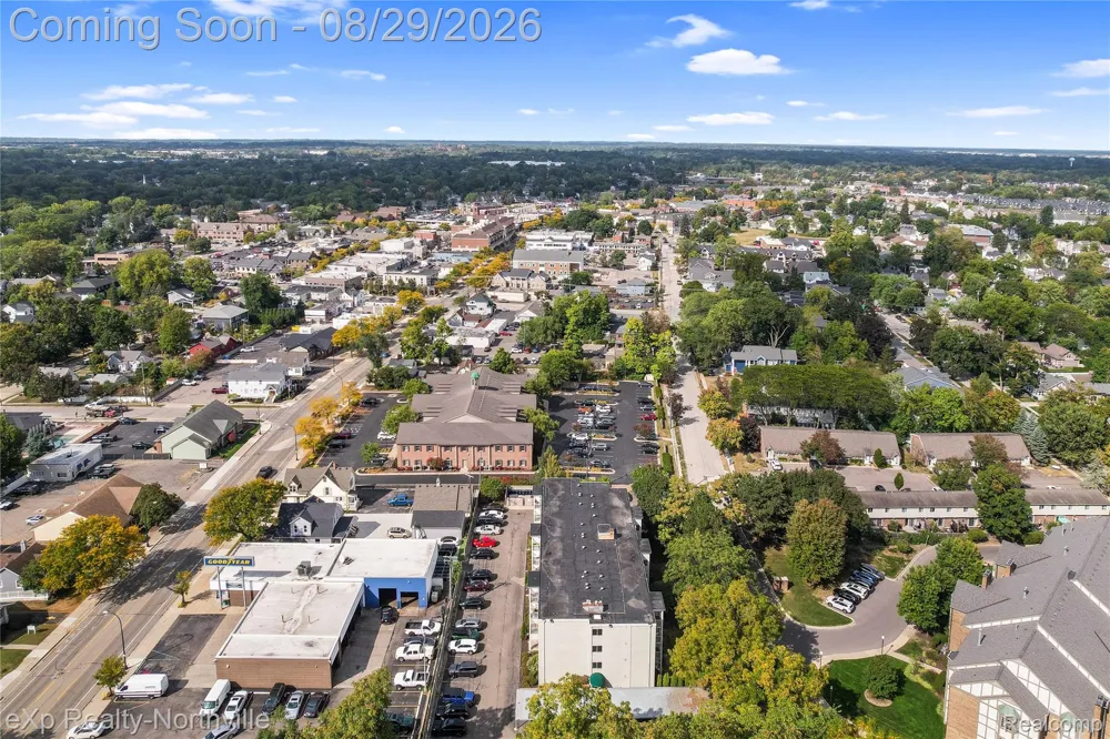 770 Deer Street #204 Plymouth City, MI 48170