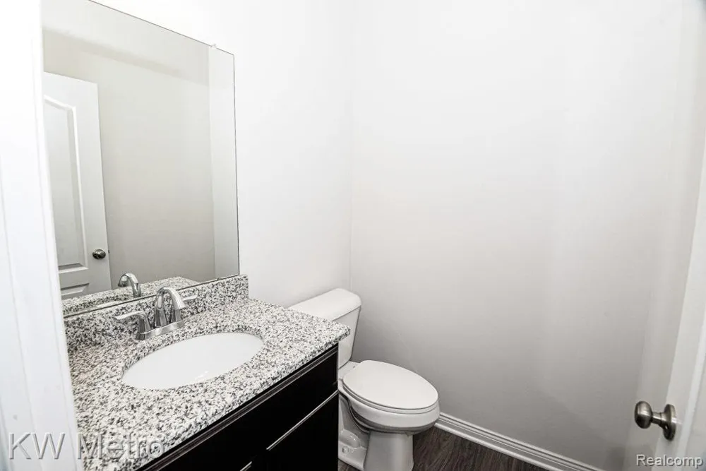 2 Oak Street Grand Blanc Charter Township, MI 48439