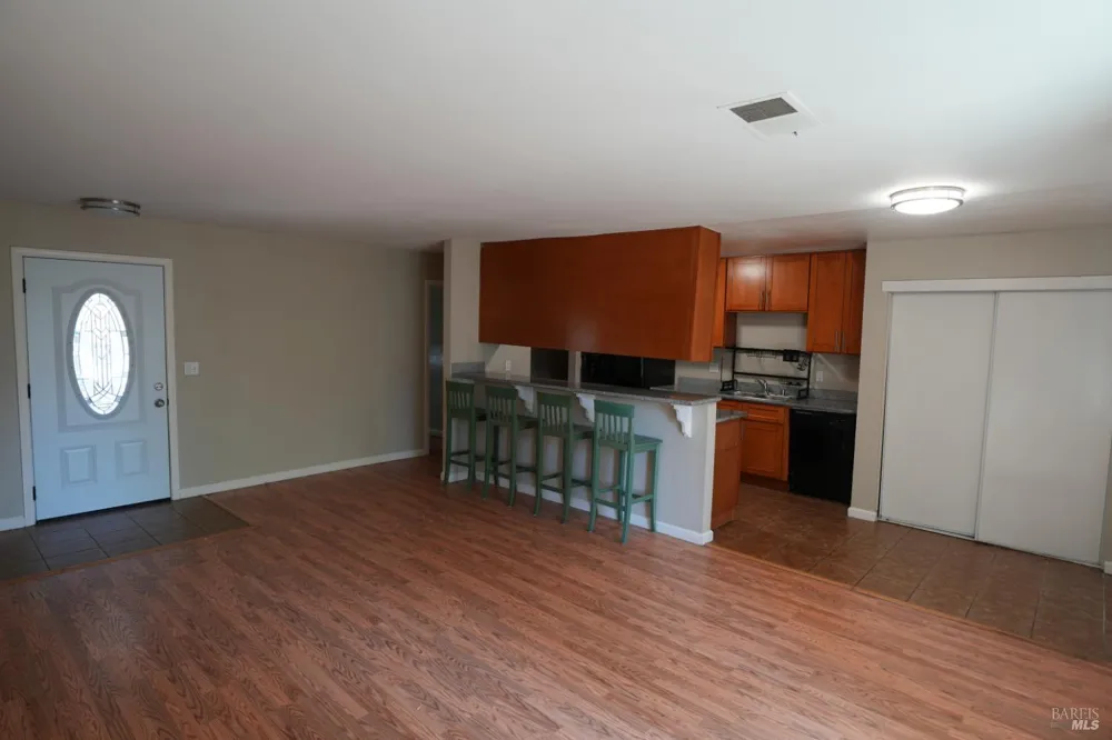 229 Long Street Suisun City, CA 94585