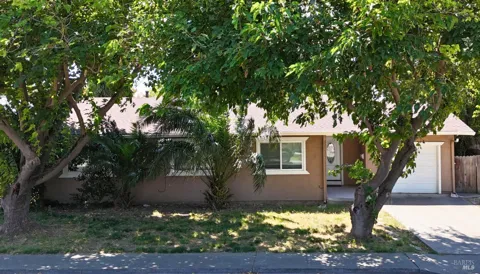 229 Long Street