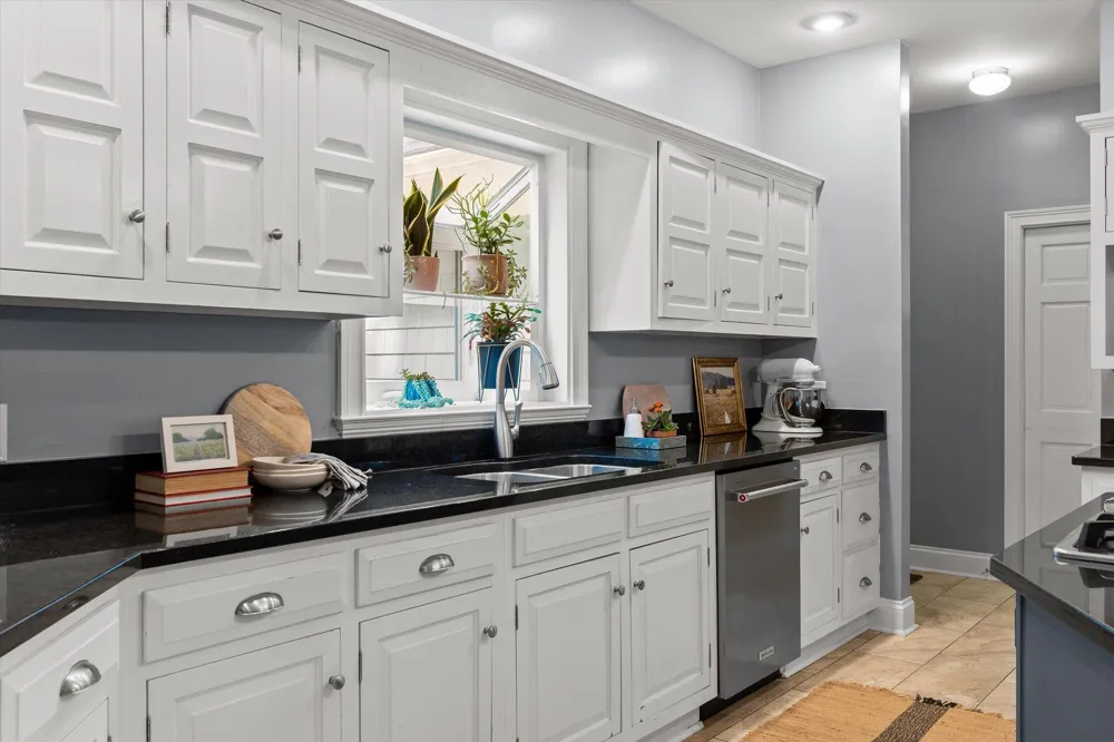 5 Brooks Edge Lane Signal Mountain, TN 37377