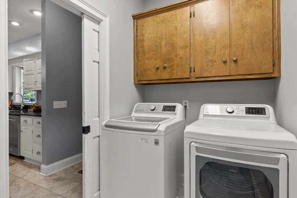 5 Brooks Edge Lane Signal Mountain, TN 37377