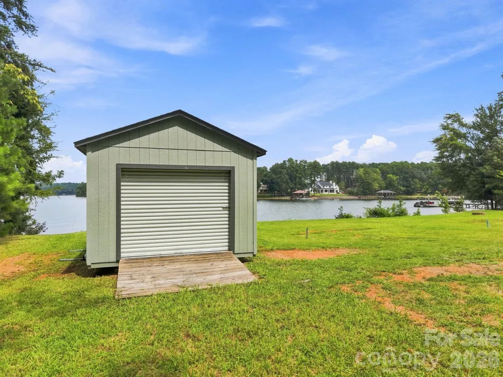 106 Stepaside Lane Mooresville, NC 28117