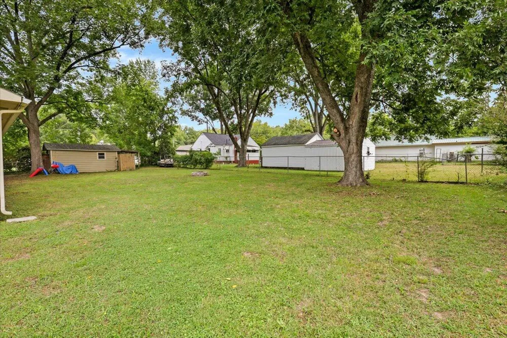 303 S Main Street Adairsville, GA 30103
