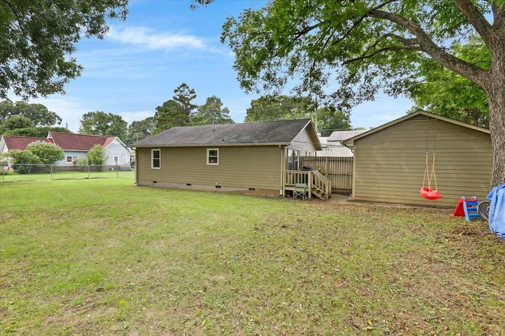 303 S Main Street Adairsville, GA 30103