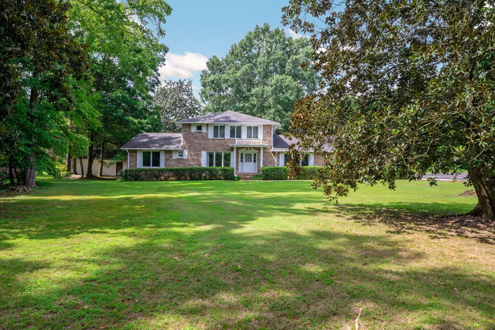 9113 Edgewater Road Chattanooga, TN 37416