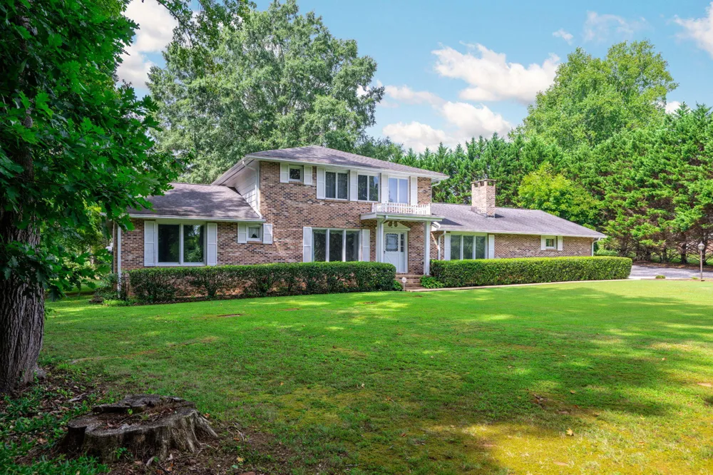 9113 Edgewater Road Chattanooga, TN 37416