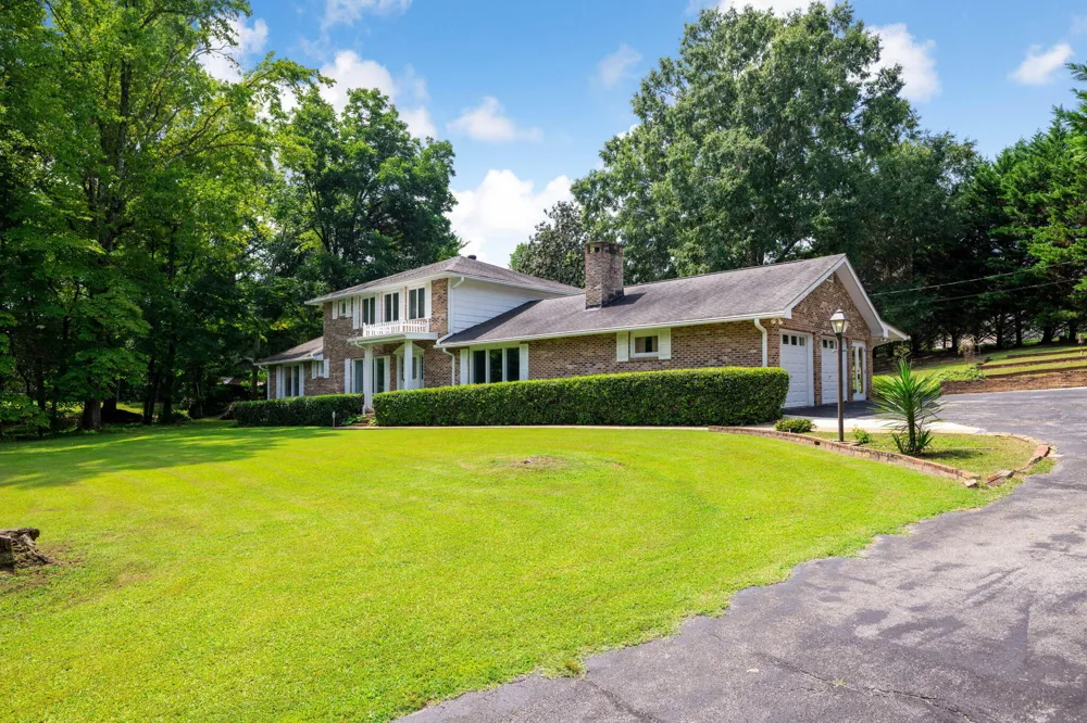 9113 Edgewater Road Chattanooga, TN 37416