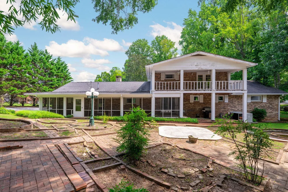 9113 Edgewater Road Chattanooga, TN 37416