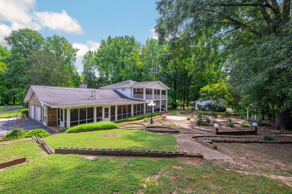 9113 Edgewater Road Chattanooga, TN 37416
