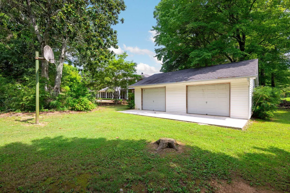 9113 Edgewater Road Chattanooga, TN 37416
