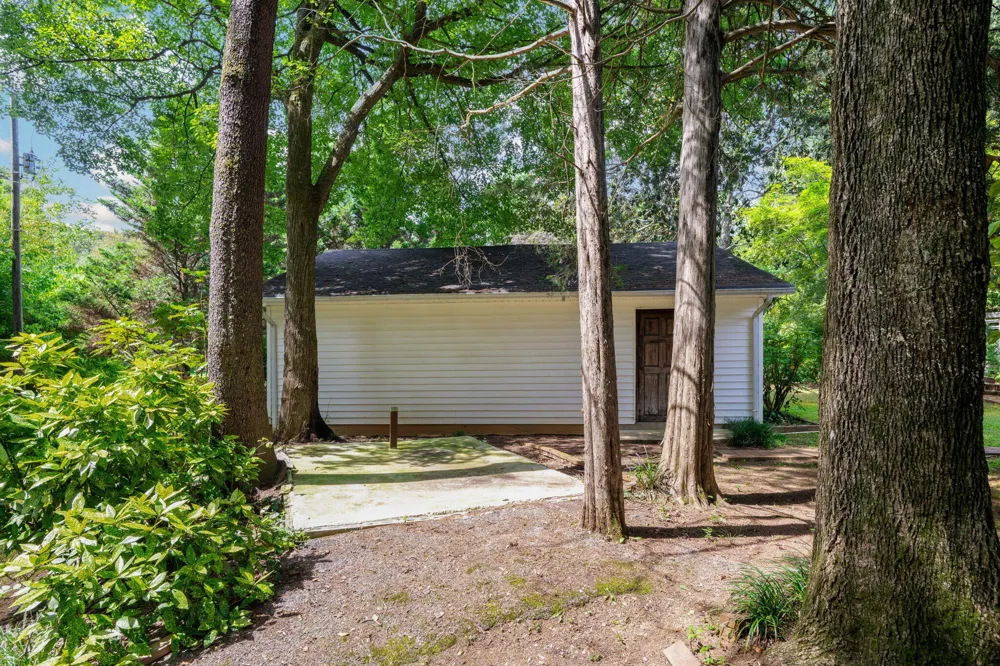 9113 Edgewater Road Chattanooga, TN 37416