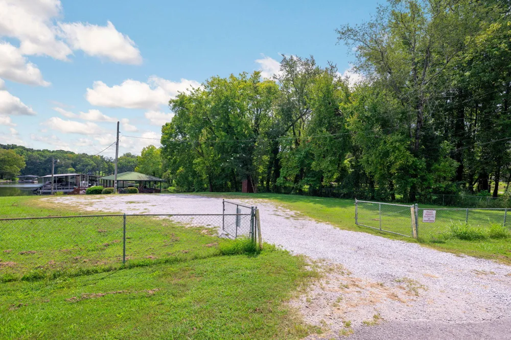 9113 Edgewater Road Chattanooga, TN 37416