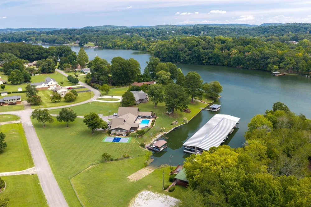 9113 Edgewater Road Chattanooga, TN 37416