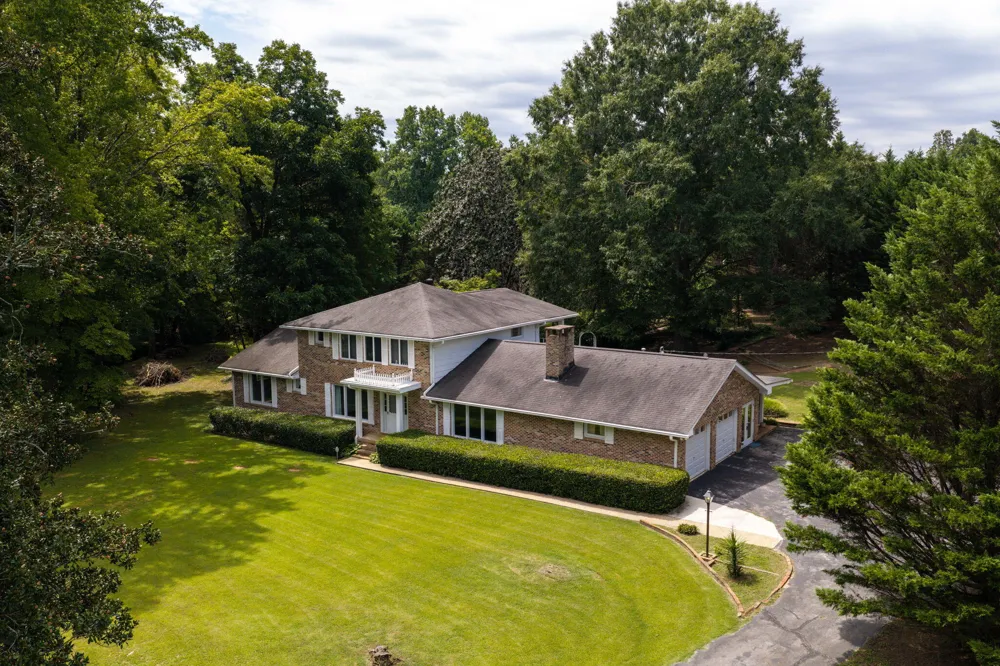 9113 Edgewater Road Chattanooga, TN 37416