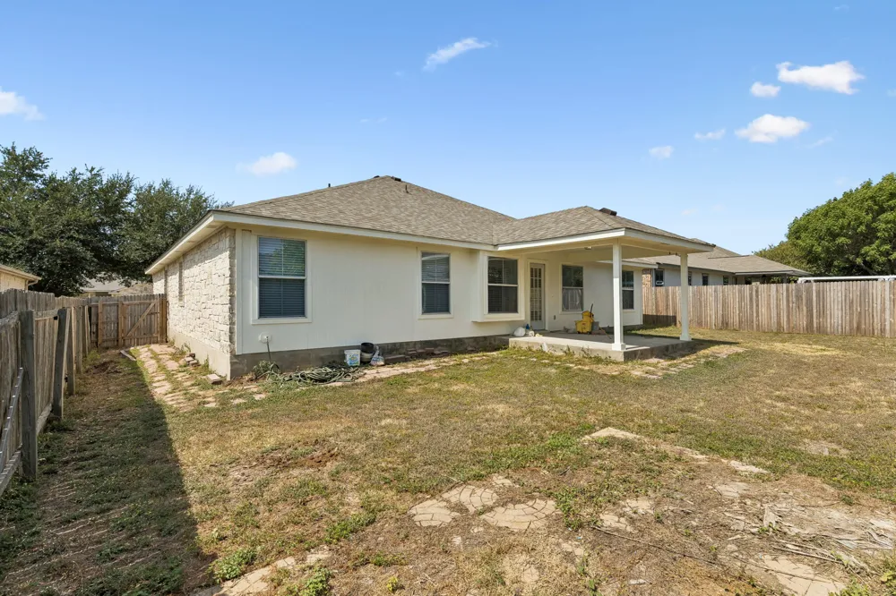 1512 Sweet Leaf Lane Pflugerville, TX 78660