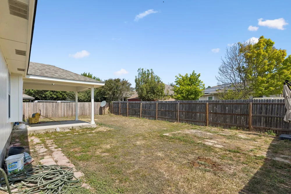 1512 Sweet Leaf Lane Pflugerville, TX 78660