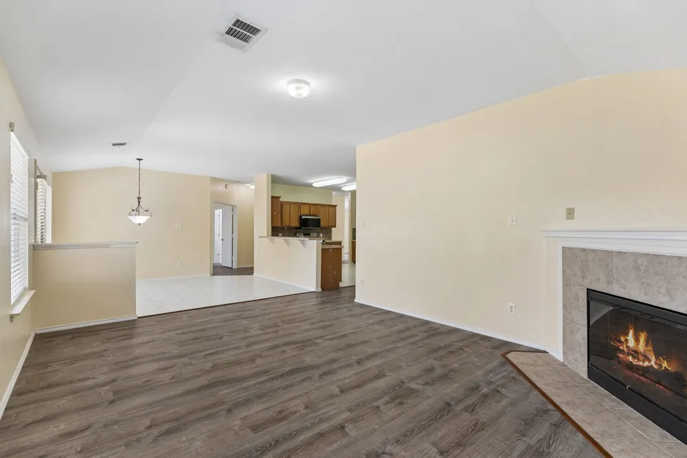 1512 Sweet Leaf Lane Pflugerville, TX 78660