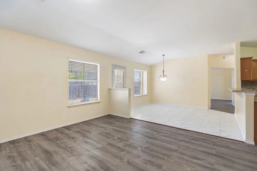 1512 Sweet Leaf Lane Pflugerville, TX 78660