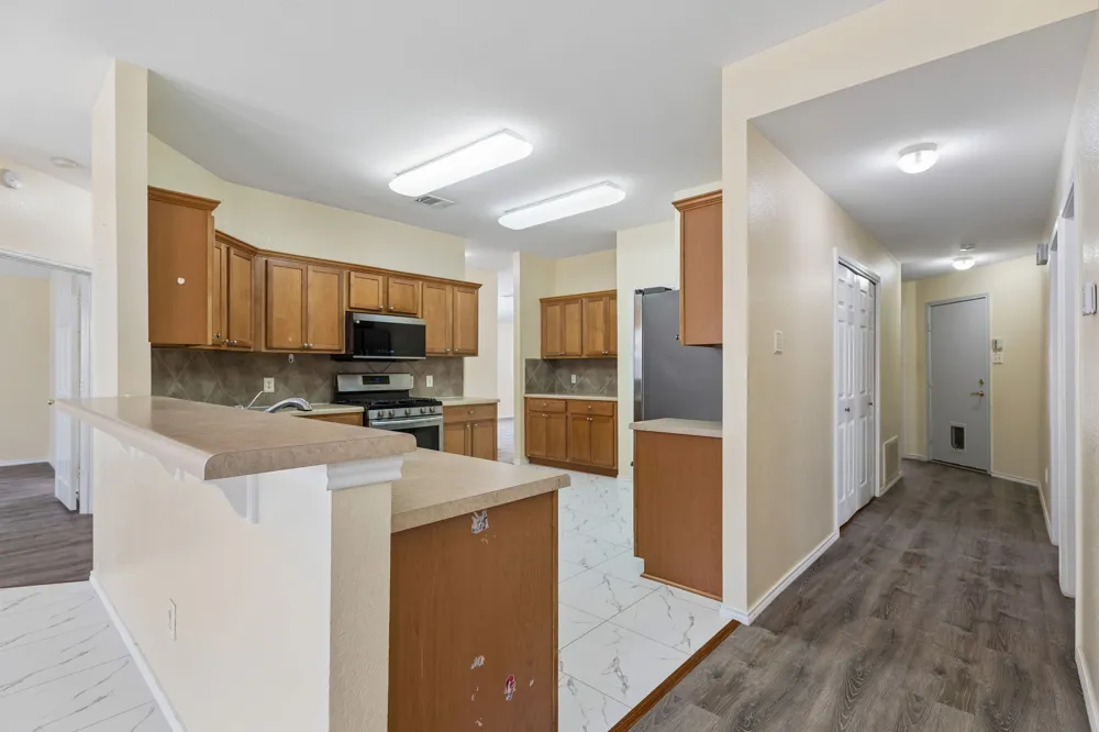 1512 Sweet Leaf Lane Pflugerville, TX 78660