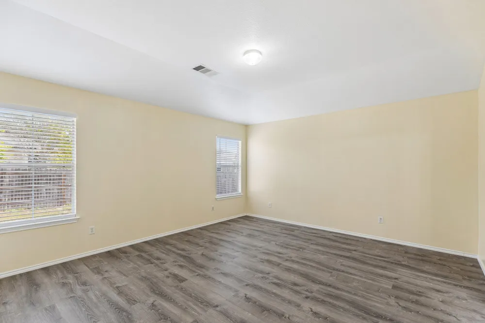 1512 Sweet Leaf Lane Pflugerville, TX 78660