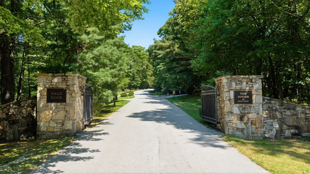 56 Frond Court Sapphire, NC 28774